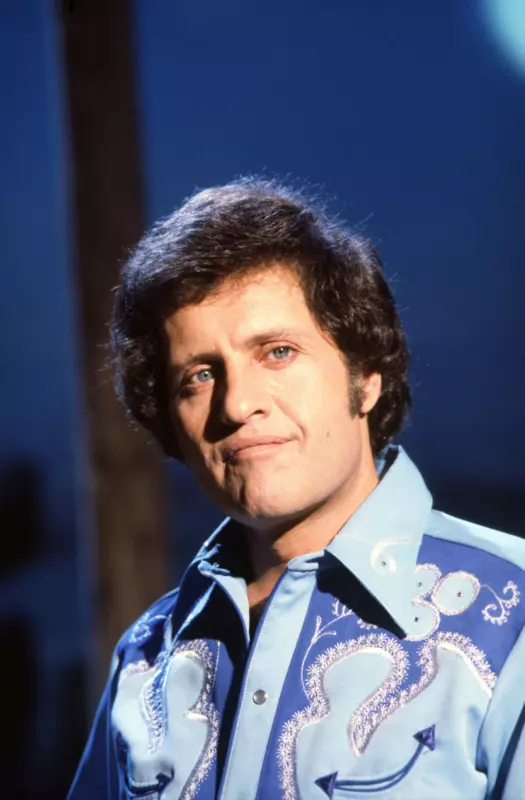 Joe Dassin : Ses Derniers Moments et le Tragique Événement