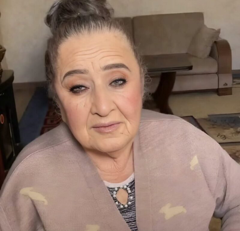 À l'âge de 80 ans, cette grand-mère a osé changer d'apparence pour la toute première fois