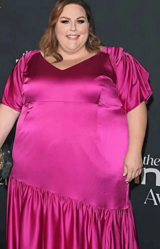 Cette femme pesait 180 kilogrammes ։ En quelques jours, elle a perdu 45 kilogrammes ։ Regardez à quel point elle est incroyable maintenant